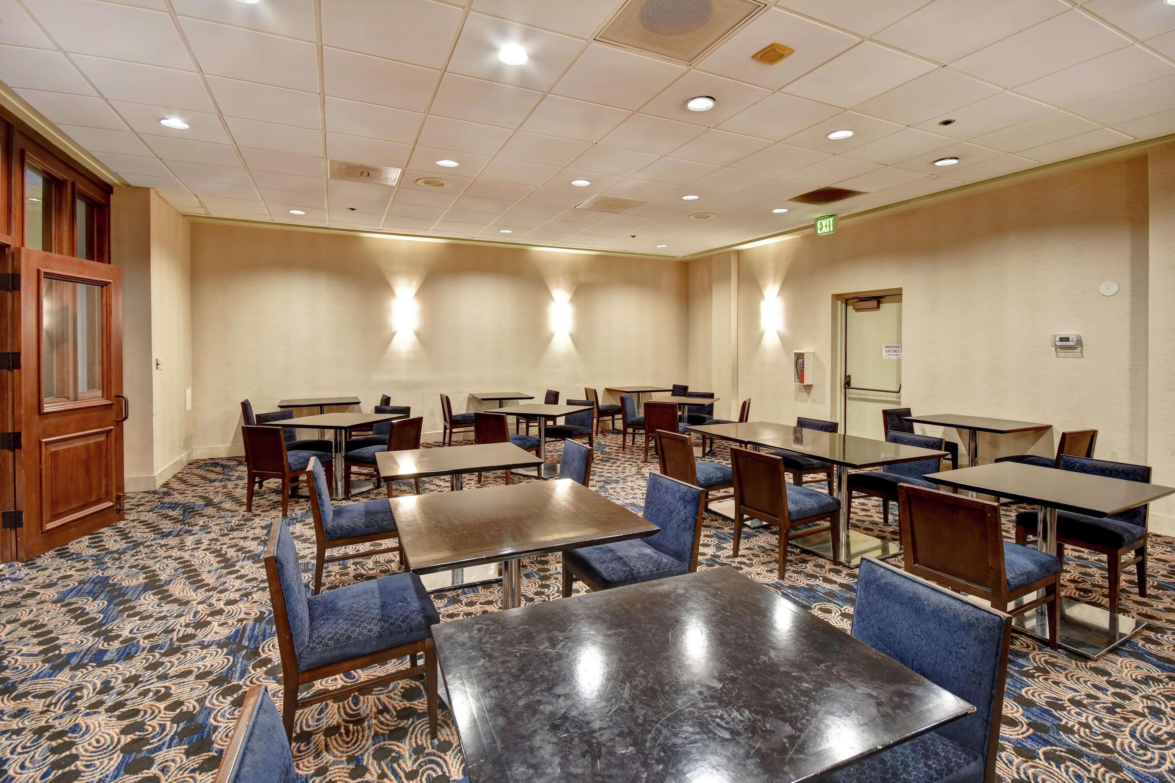 Embassy Suites By Hilton Santa Clara Silicon Valley Bagian luar foto